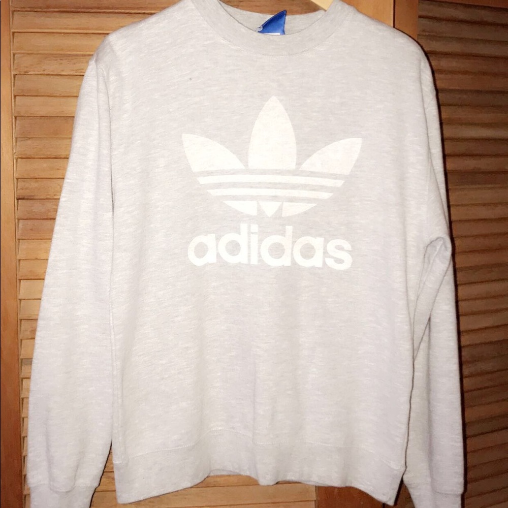 Adidas sweatshirt super comfy :) brand new
